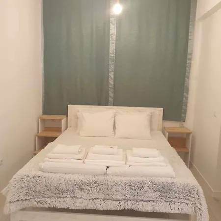 Boho Chic Free Parking Upon Request