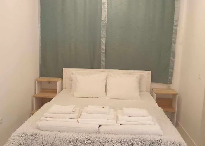 Boho Chic Free Parking Upon Request